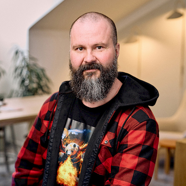 Tekoälyn mahdollisuudet luovassa työssä alkoivat kiinnostaa Jukka Niittymaata reilut kymmenen vuotta sitten.